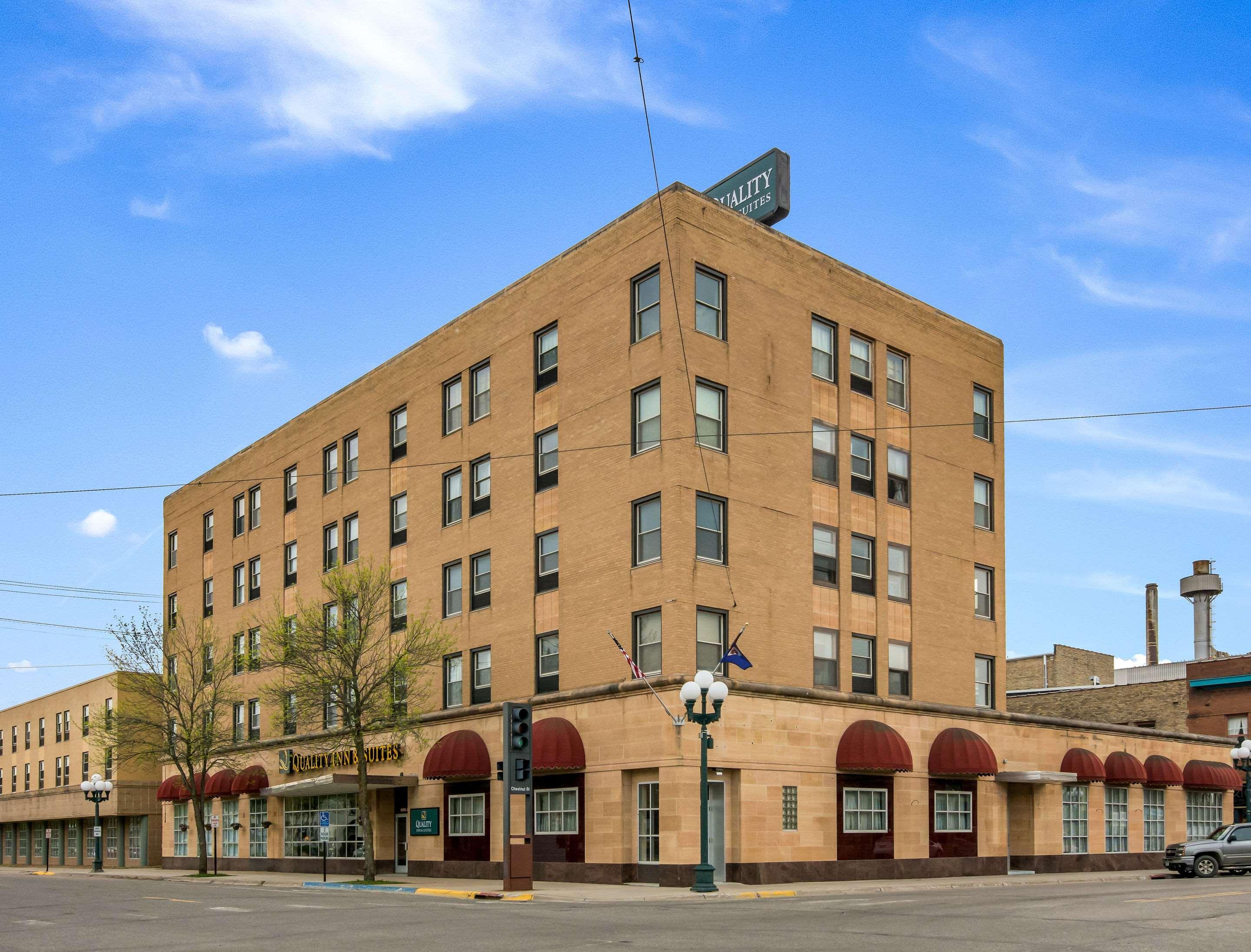 Quality Inn & Suites Virginia Esterno foto